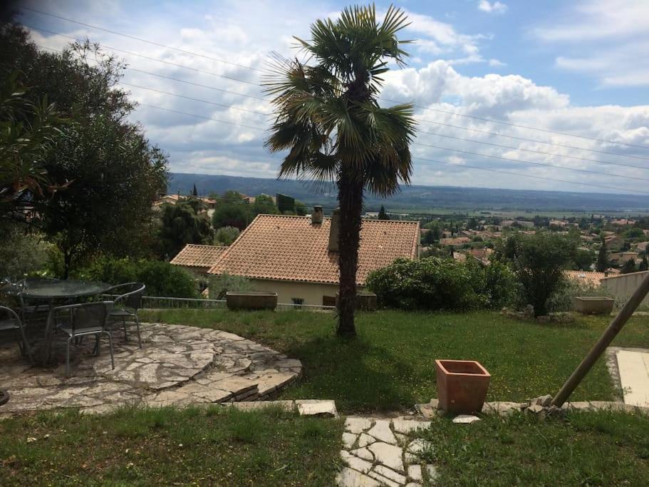 Appartement Sur La Colline Avec Acces Piscine Volx Exterior photo